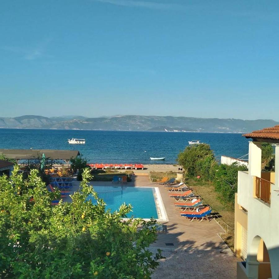 Sofia Beach Apartments Kávos Eksteriør bilde