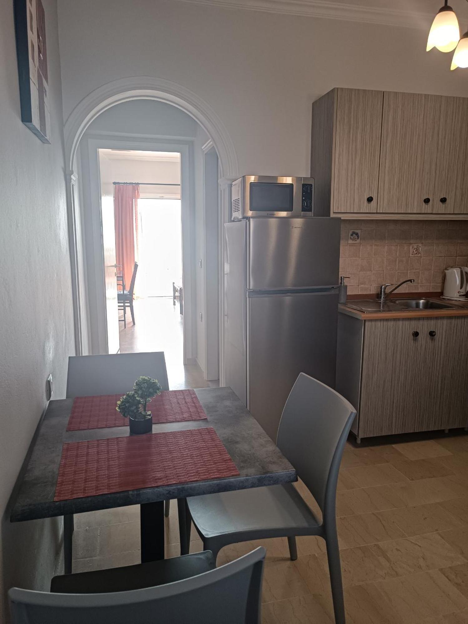 Sofia Beach Apartments Kávos Eksteriør bilde