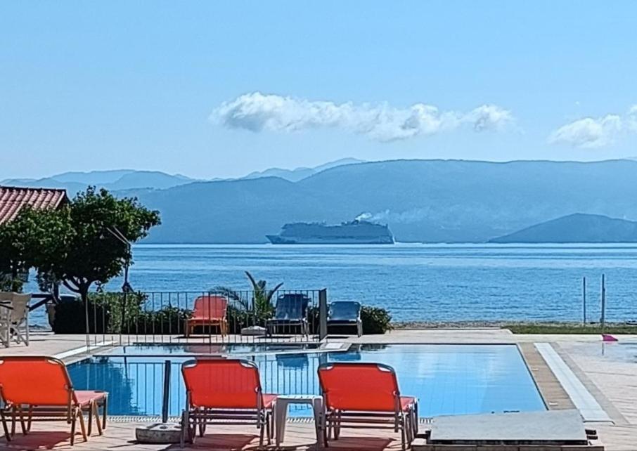 Sofia Beach Apartments Kávos Eksteriør bilde